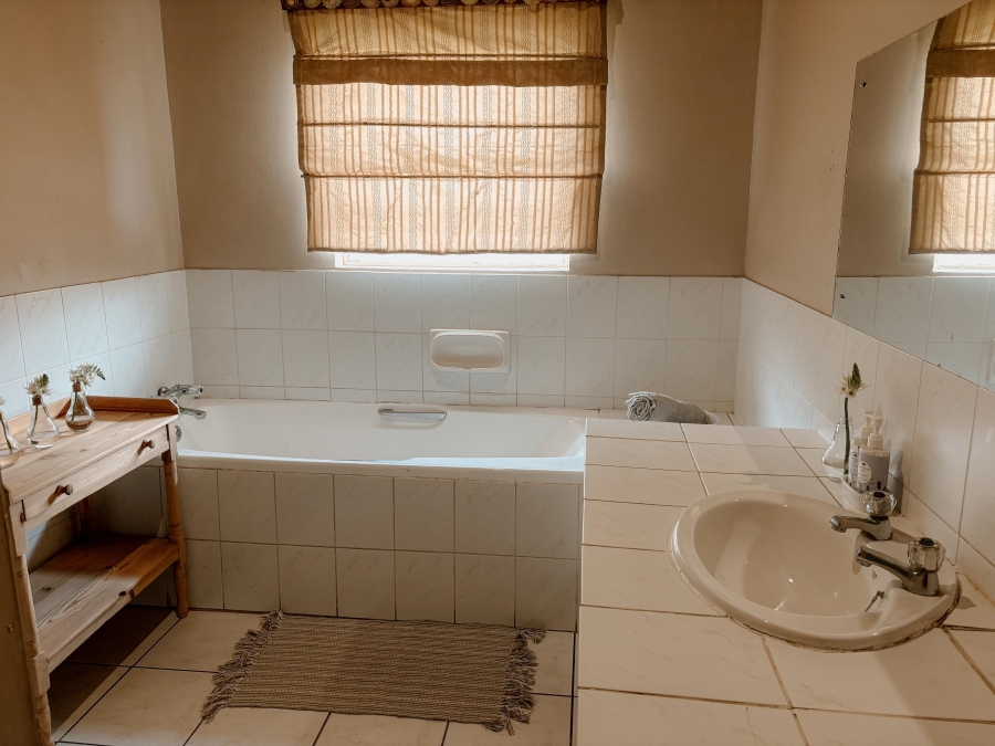 5 Bedroom Property for Sale in Bethulie Free State